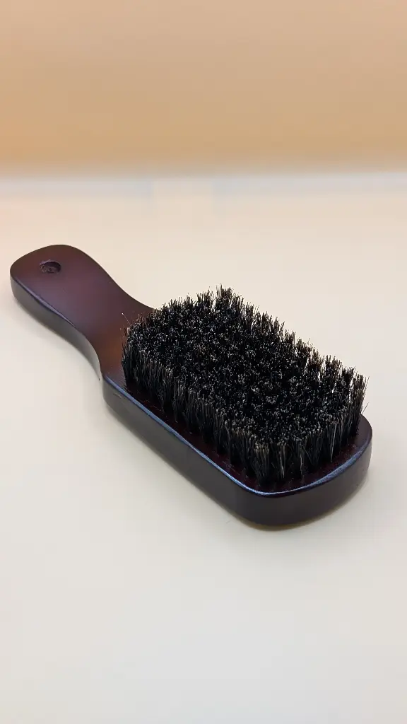 CEPILLO BARBA MYTH 
