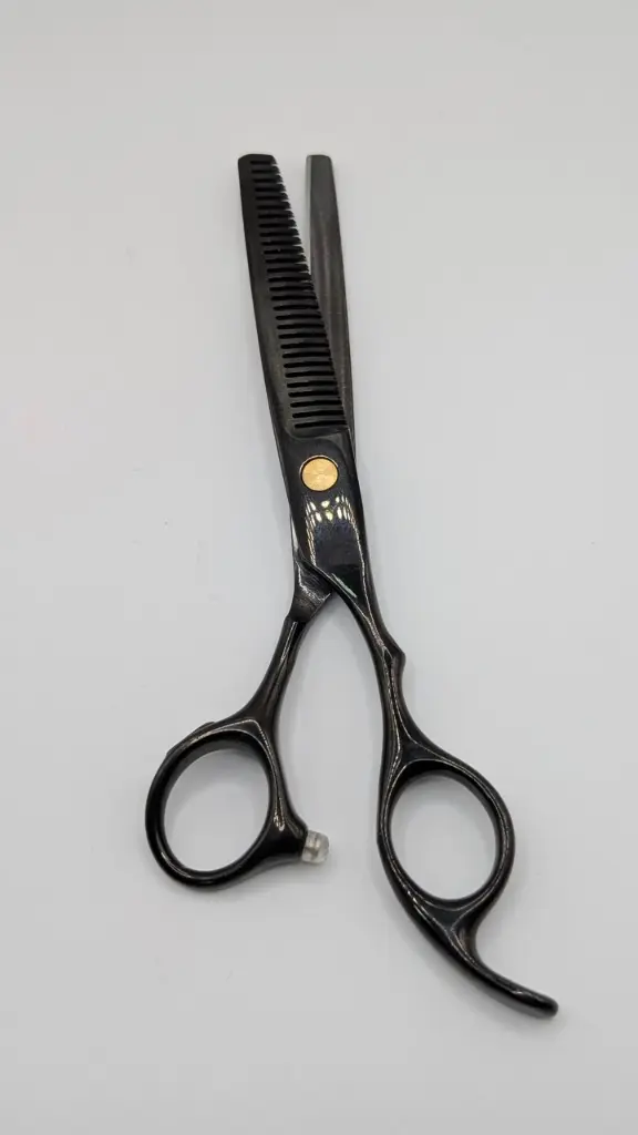 TIJERA NEGRA GRAFILAR RM-05