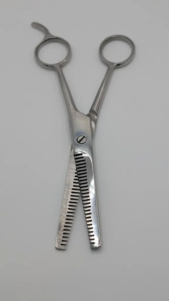 TIJERA GRAFILAR MQB-042