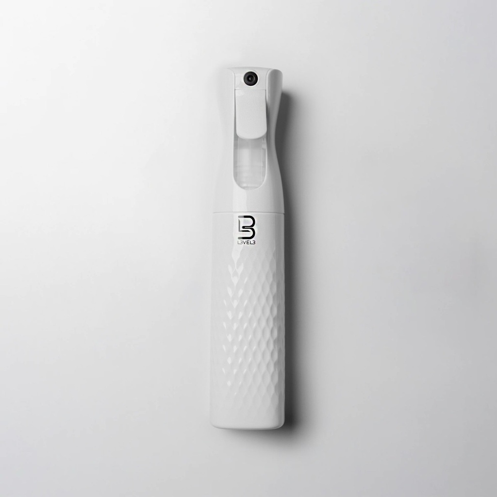 LEVEL3 BEVELED SPRAY BOTTLE WHITE