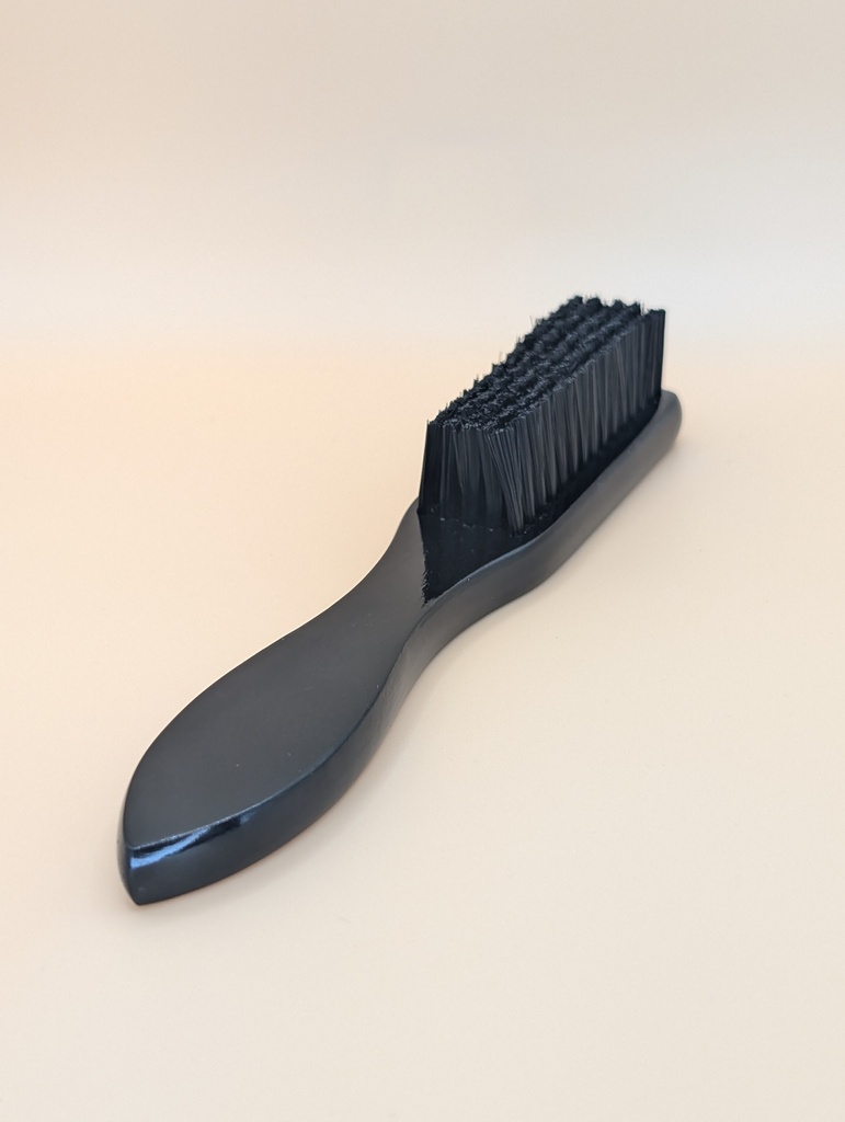 CEPILLO DE CUELLO NEGRO