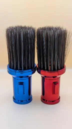 [MY-0031] BROCHA TALQUERA CROMADA 